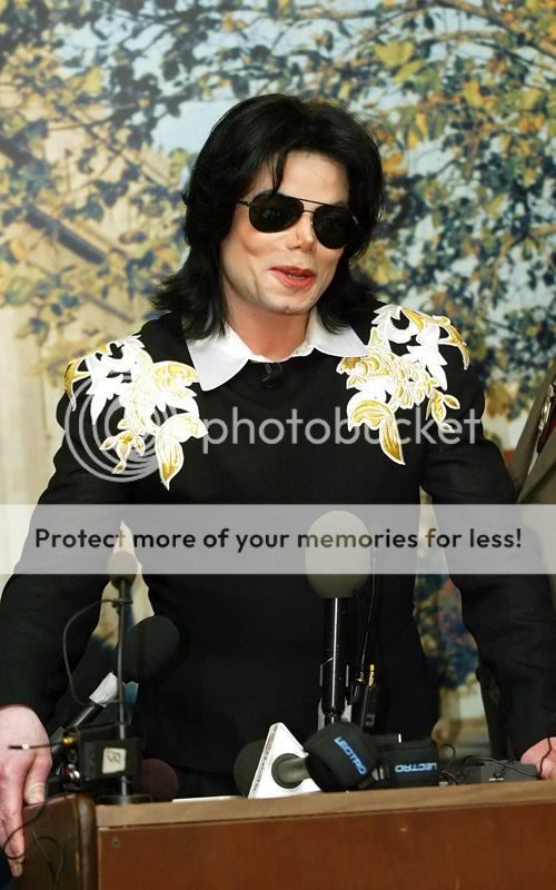 michael-jackson-j-1000x0500x800.jpg