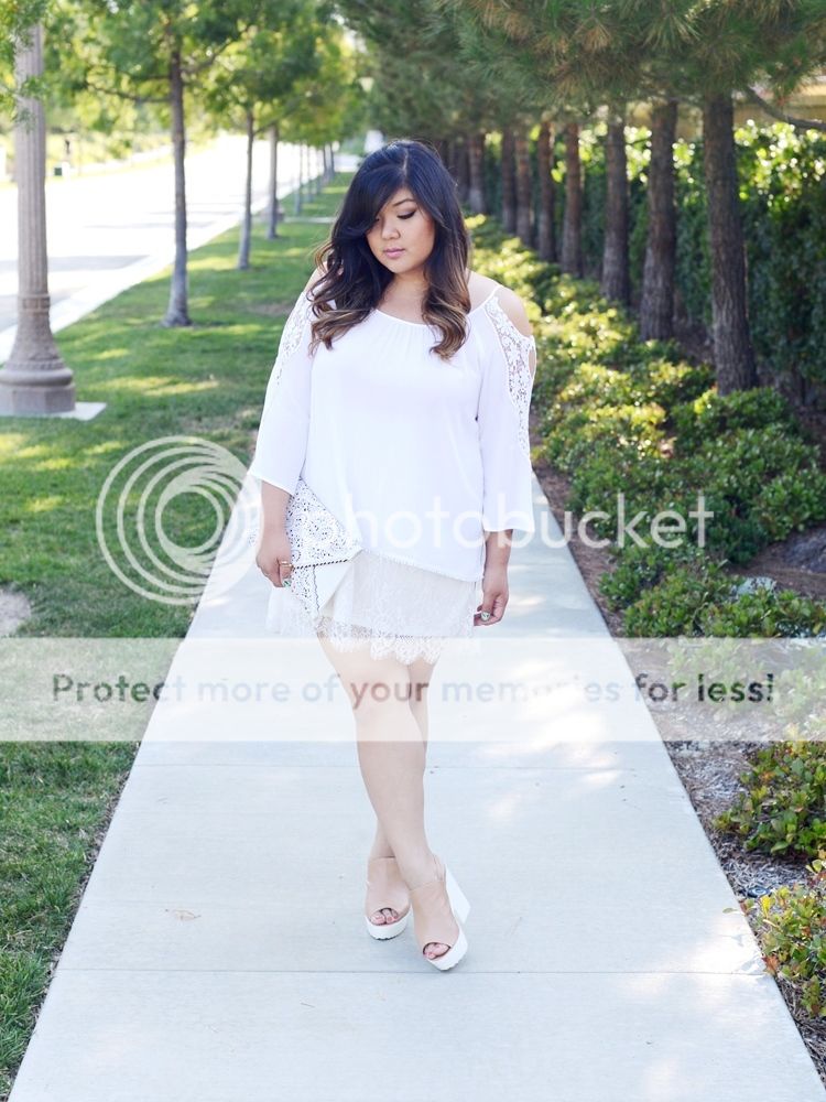 Curvy Girl Chic Plus Size Fashion blog All White Outfit