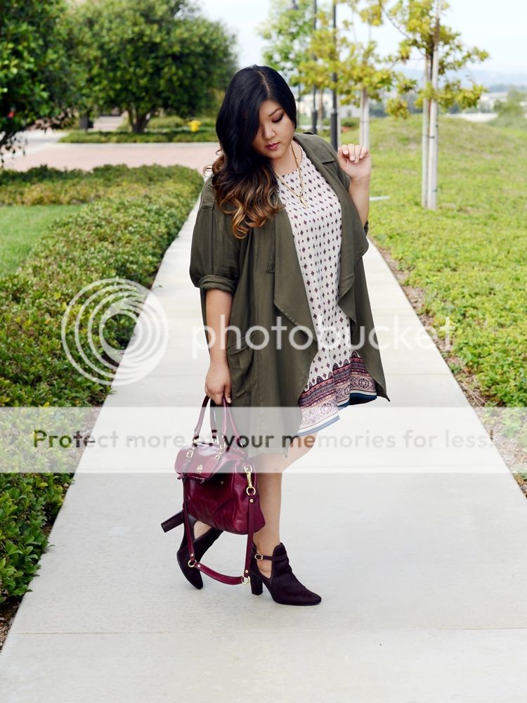 Curvy Girl Chic Plus Size Fashion Blog Living Doll LA Look