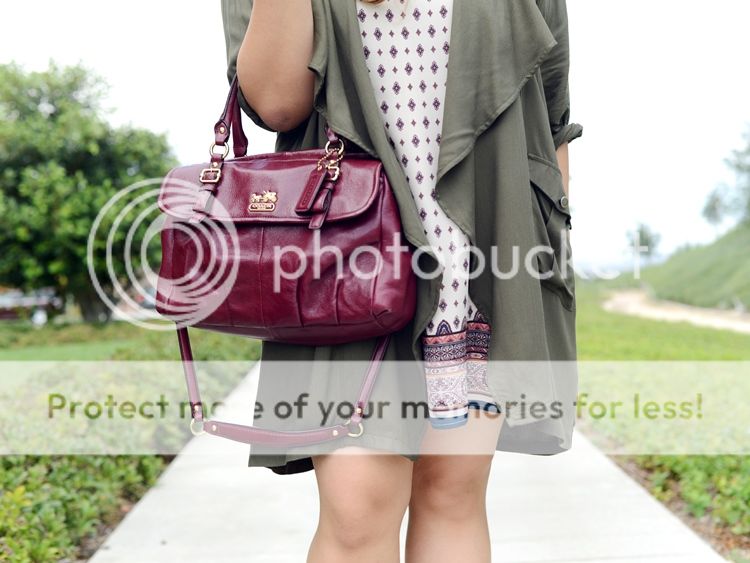 Curvy Girl Chic Plus Size Fashion Blog Living Doll LA Look