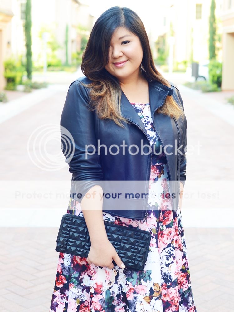 Curvy Girl Chic Plus Size Fashion Blog Fall Florals Eloquii Dress