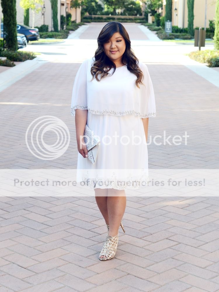 Curvy Girl Chic Plus Size Fashion Blog All White Outfit Idea GatsbyLady 1920s Inspired Dress