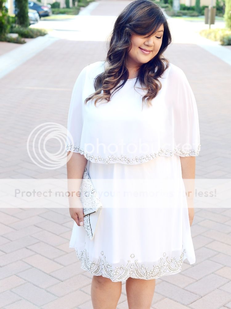 Curvy Girl Chic Plus Size Fashion Blog All White Outfit Idea GatsbyLady 1920s Inspired Dress