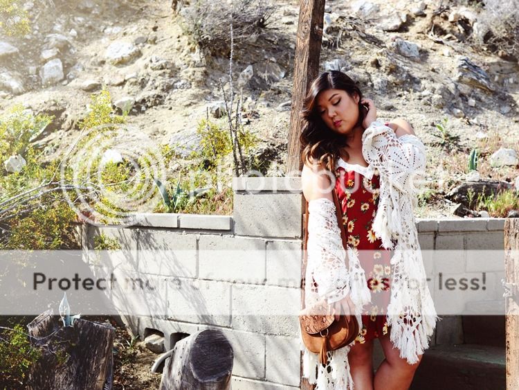 Curvy Girl Chic Plus Size Fashion Blog Coachella Festival Fashion Lookbook Forever 21 Plus Boho Floral Dress Fringe Shawl
